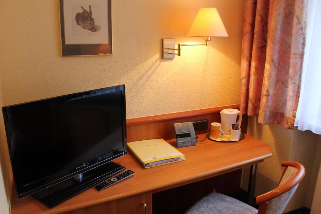 Hotel Luga Nürnberg Rum bild