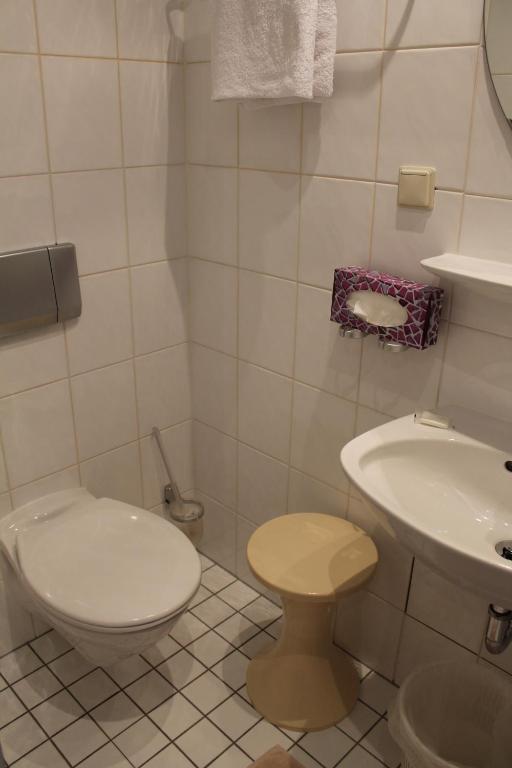 Hotel Luga Nürnberg Rum bild