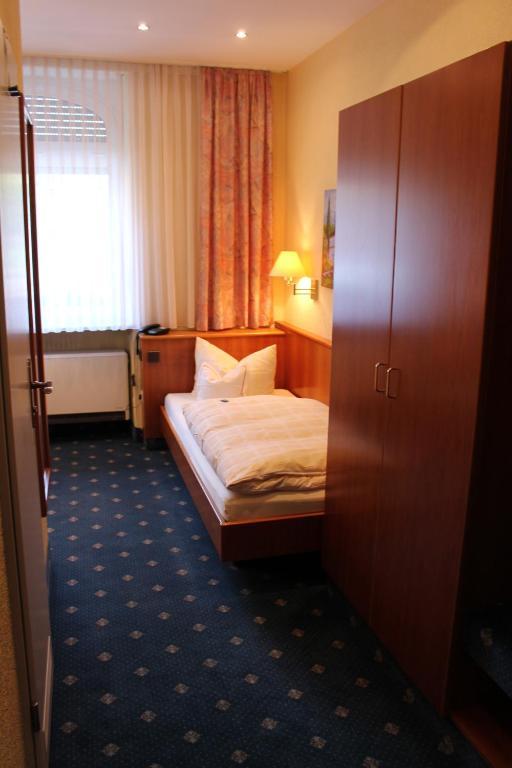 Hotel Luga Nürnberg Rum bild